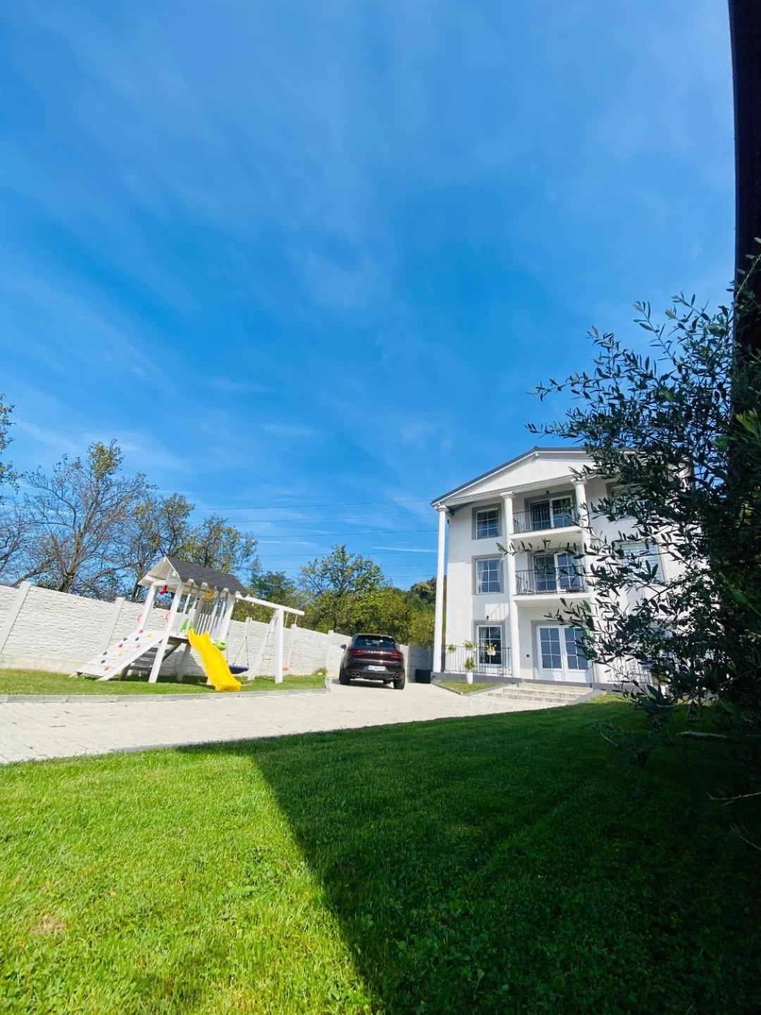 Green Hill Villa Călimăneşti Exterior foto